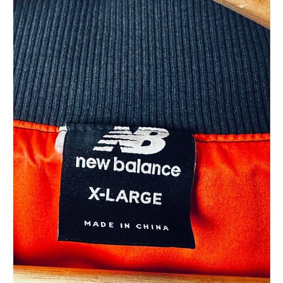New Balance Black Coated Bomber Jacket Men's Size XL - Picture 3 of 7